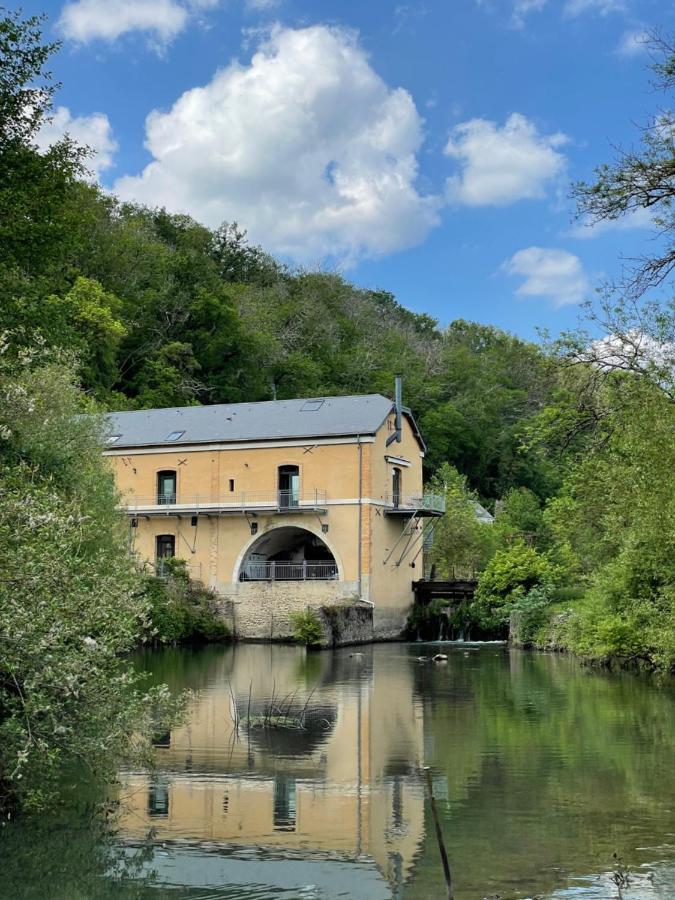 Le Moulin de cherré gîte bleu Aubigné-Racan Exterior foto